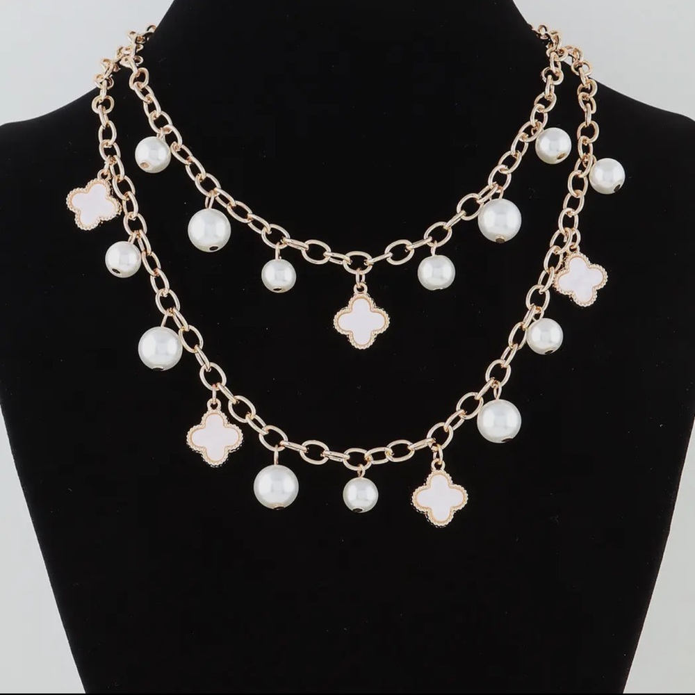Fabulous  Double Pearled Clover Chain Necklace